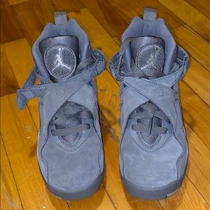 Rare Jordan’s Cool Grey 8s 💫🔗